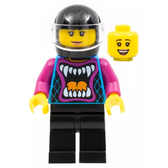 Ann McCloud - Stuntz Driver, Black Helmet, Animal Mouth Shirt, Black Legs