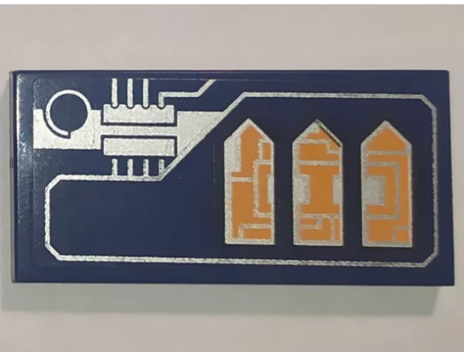 Tile 2 x 4 with Silver Circuitry and Orange Arrows Pattern Model Right Side (Sticker) - Set 70351